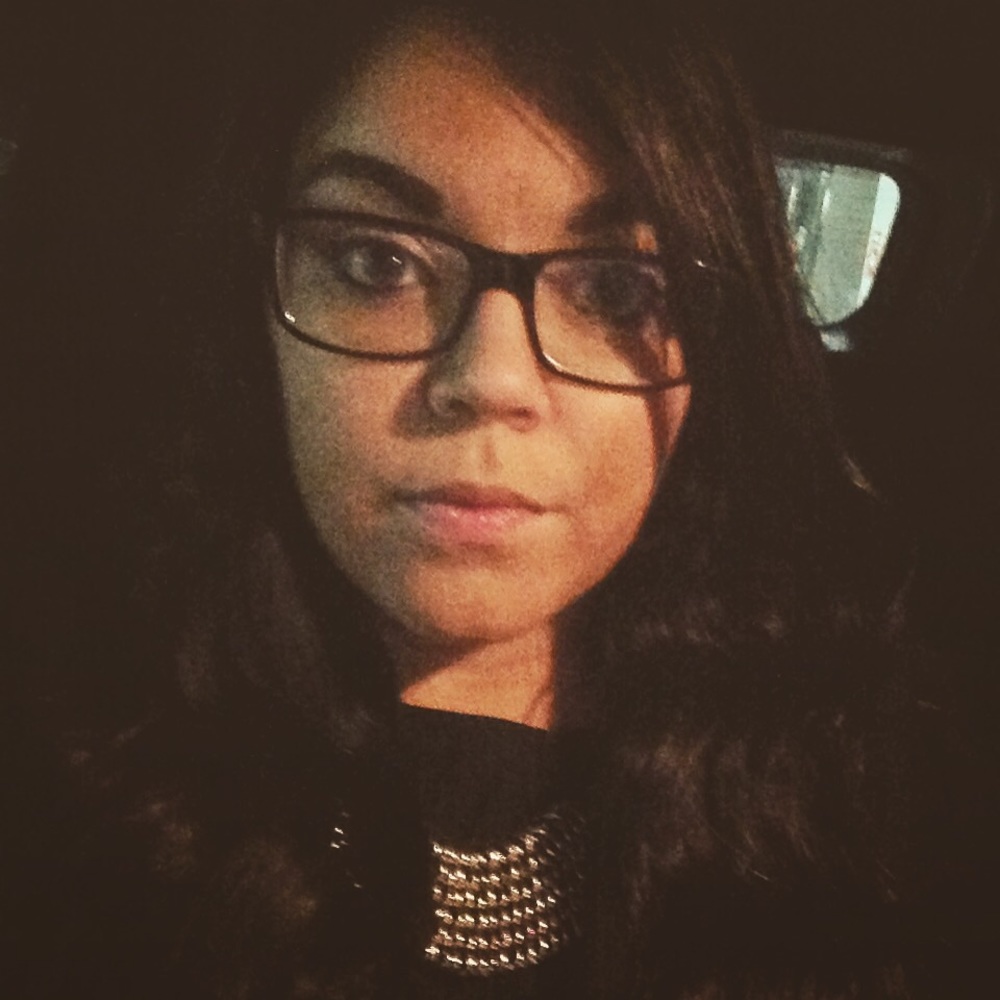 Meet your Posher, Stephanie